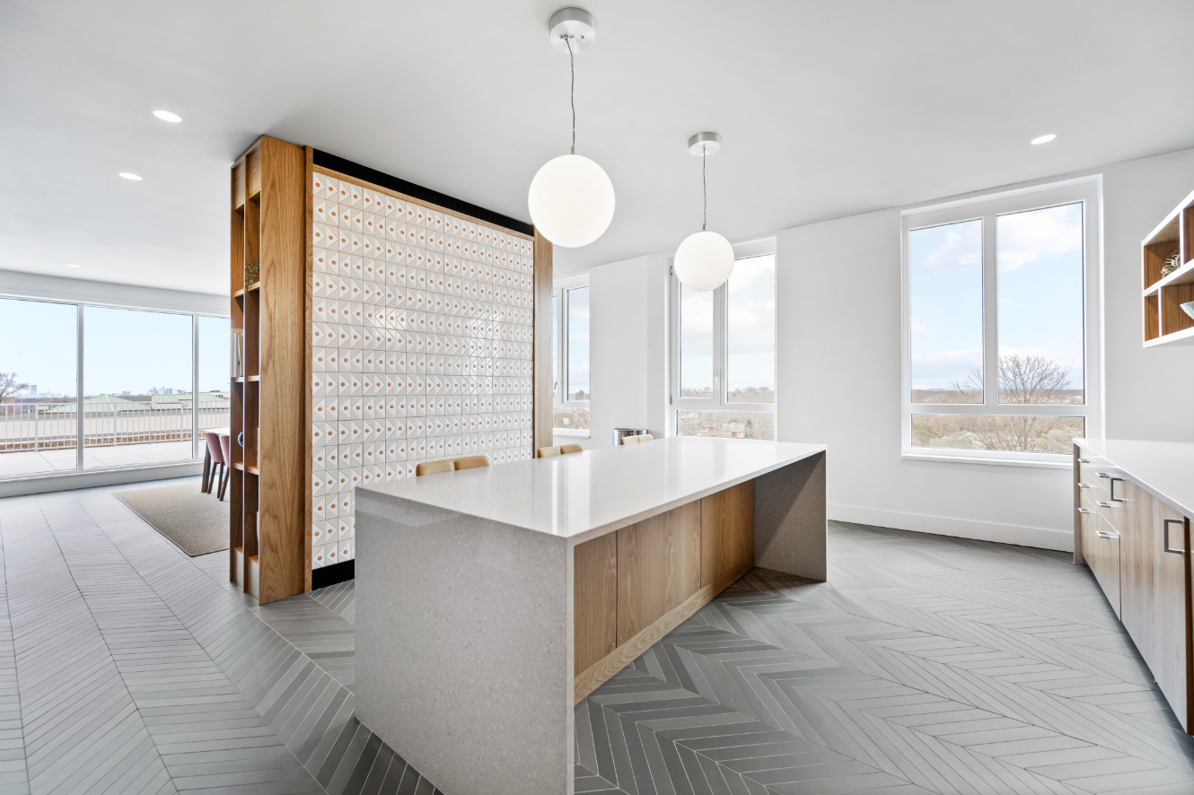 Fully equipped kitchen with sleek finishes.